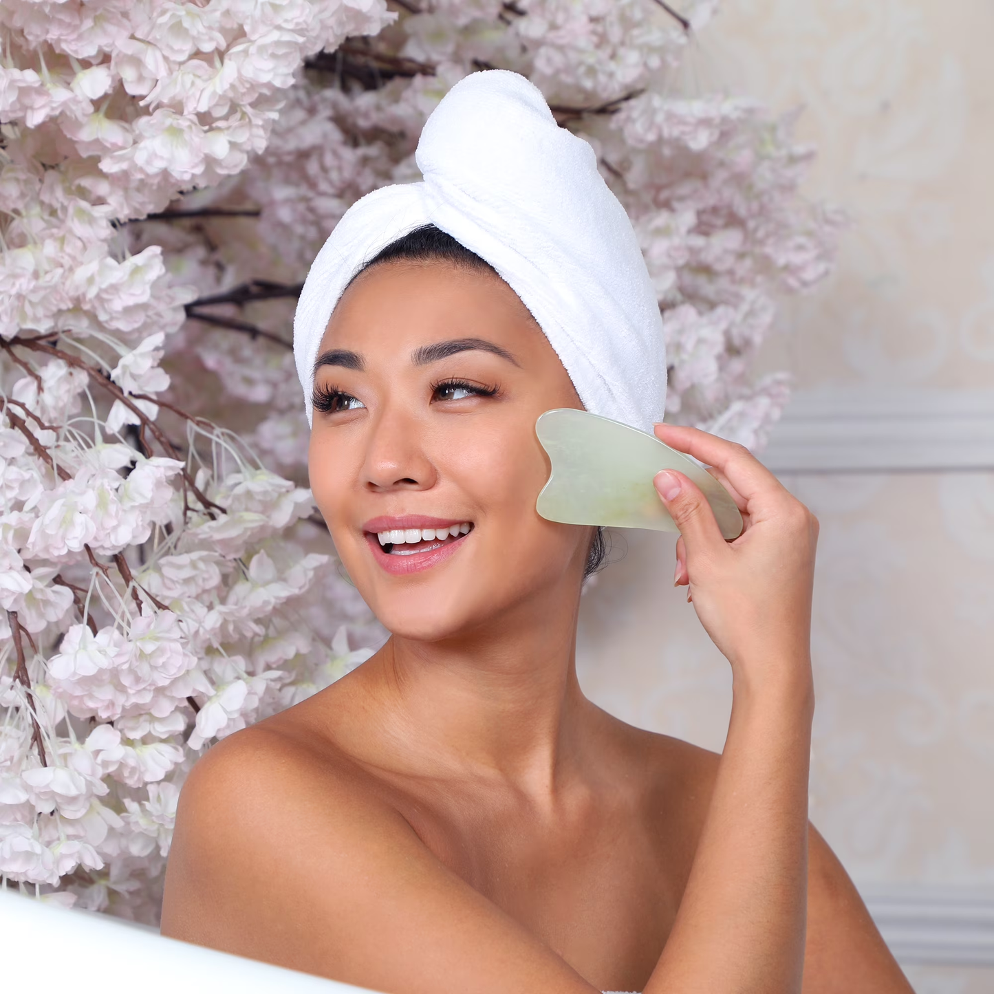 Jade Gua Sha Stone — Your Daily Facial Ritual